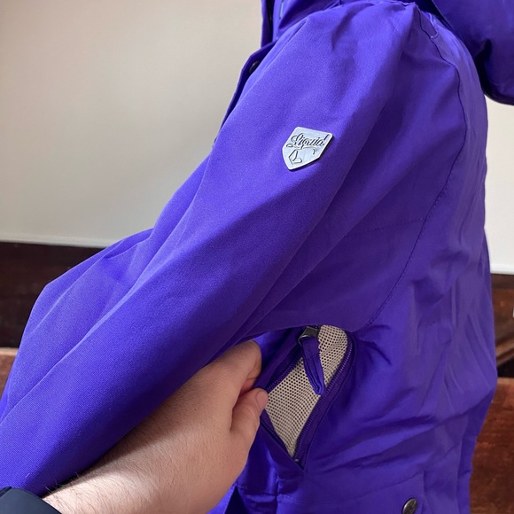 Liquid Montreal Deluxe Ski & Snowboarding Jacket - Picture 10 of 16